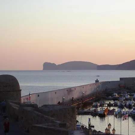 Capo Caccia With Private End Pool Appartement *